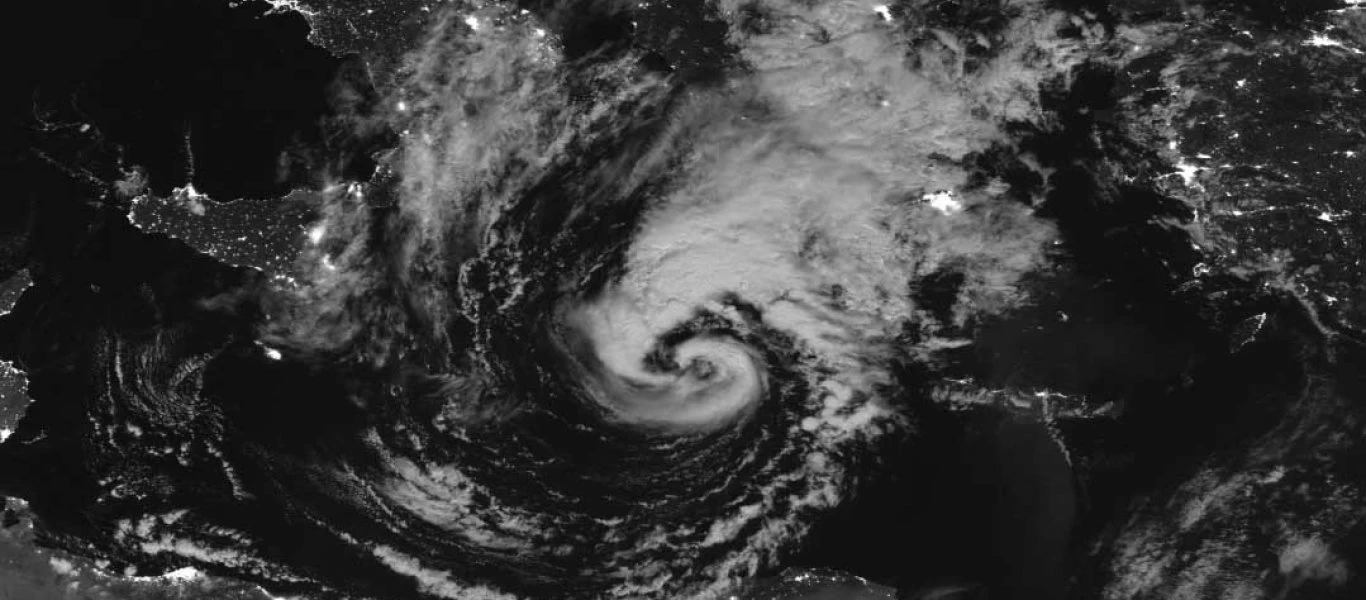 Είναι το Ιόνιο η αιτία που η Ελλάδα «μαγνητίζει» τους κυκλώνες;